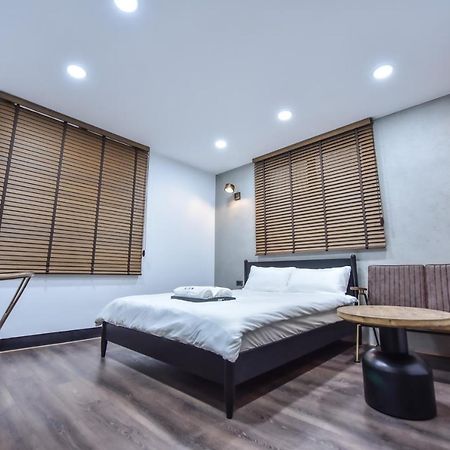 Eryang Homestay 台南 外观 照片