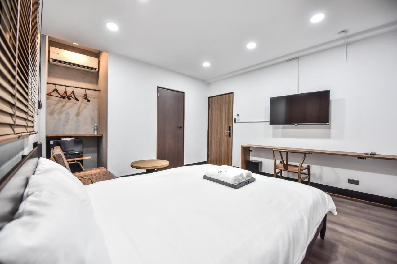 Eryang Homestay 台南 外观 照片