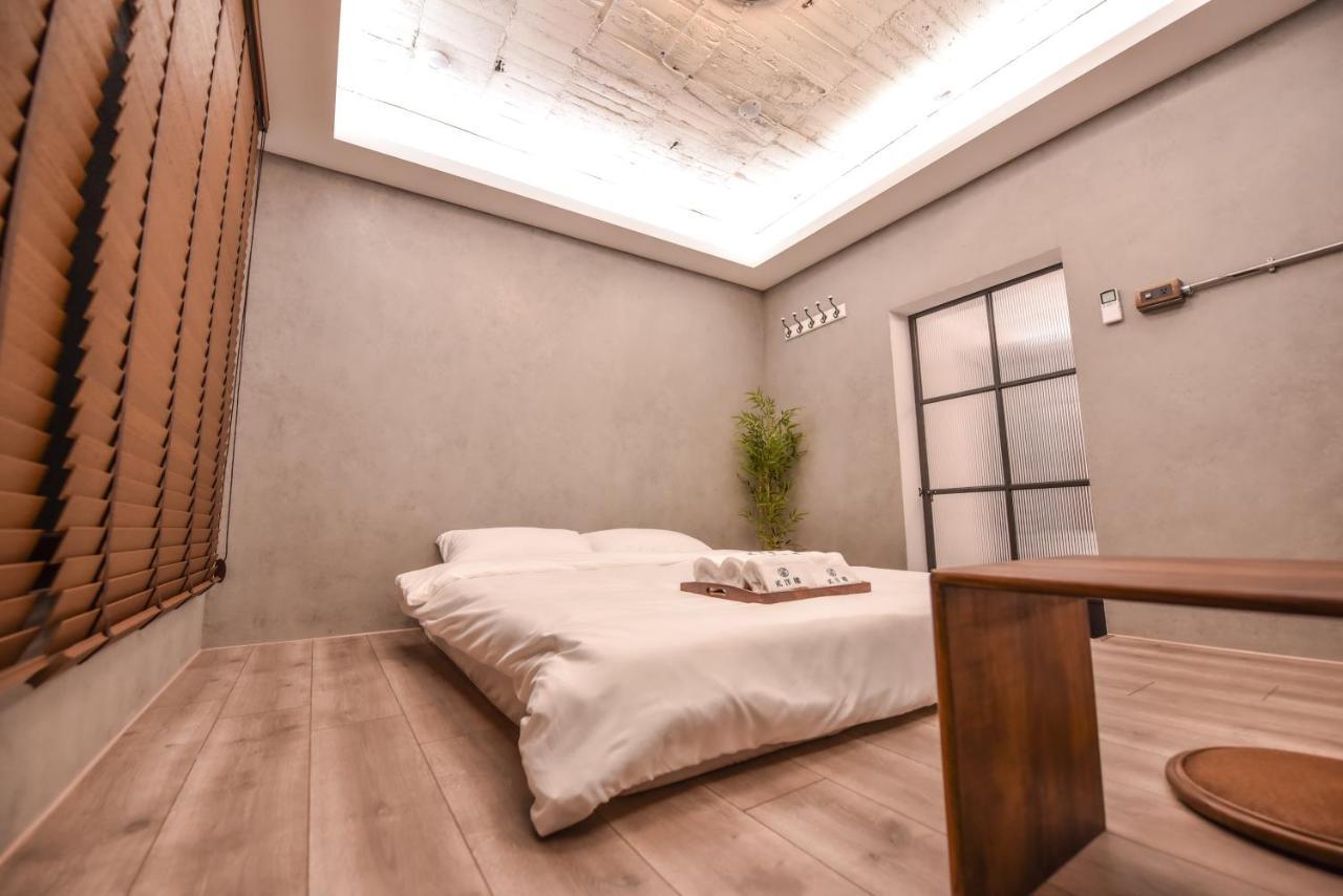 Eryang Homestay 台南 外观 照片