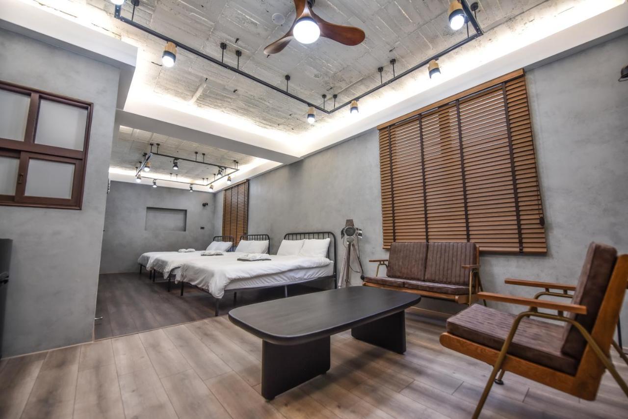 Eryang Homestay 台南 外观 照片